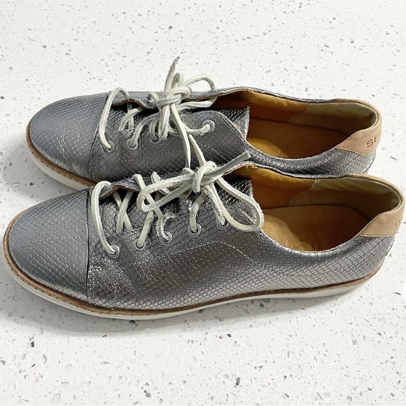 Sperry Gold Cup Women's Silver Lace-Up Shoes Size 8M STS95577 FISH SCALE RARE - Picture 2 of 10